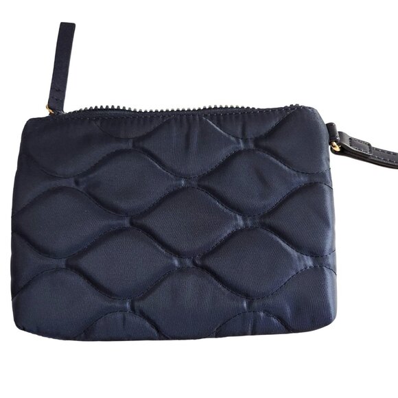 Tommy Hilfiger Wristlet Pouch wallet Zipper Closure Detachable Strap quilted - Picture 4 of 6